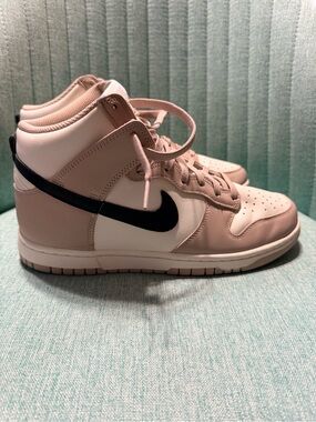 WMNS DUNK HIGH 'FOSSIL STONE'